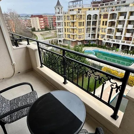 Sunny Complex U-dacha Sunny Beach